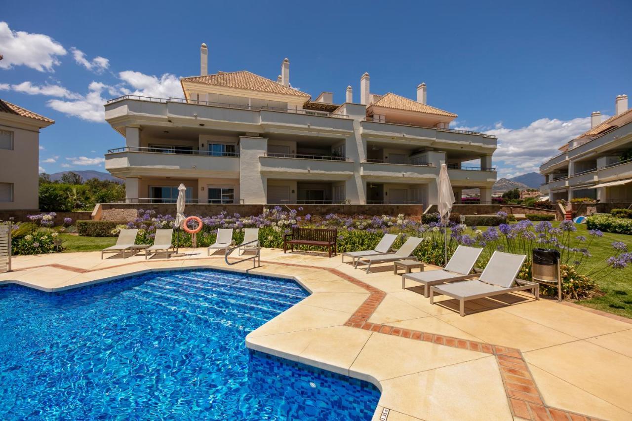 Heaven Beach Apartment 405 Estepona Exterior photo