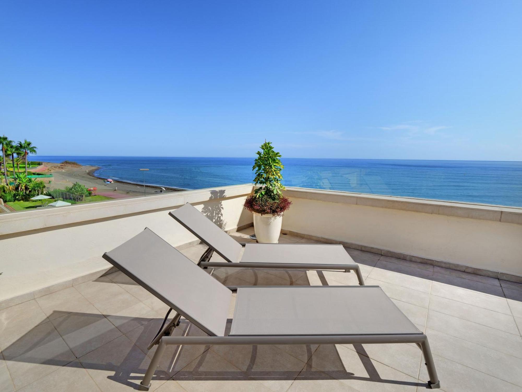 Heaven Beach Apartment 405 Estepona Exterior photo
