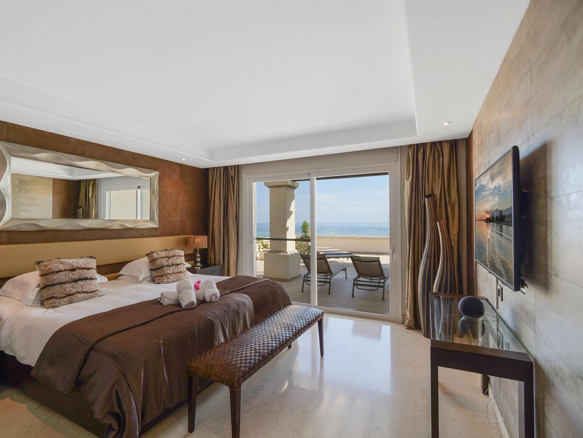 Heaven Beach Apartment 405 Estepona Exterior photo